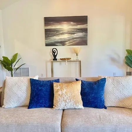 New Charming Spacious Disneyland Pool * Garden Grove
