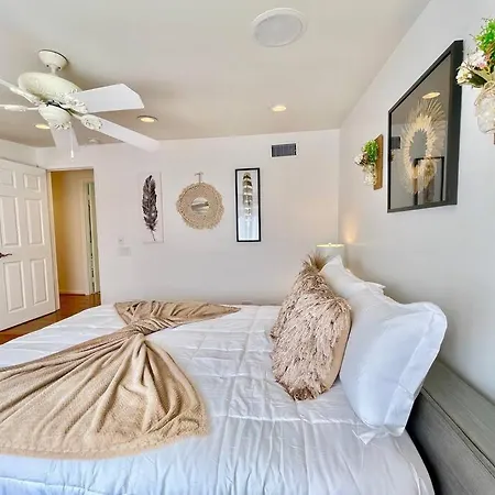 Holiday home New Charming Spacious Disneyland Pool *
