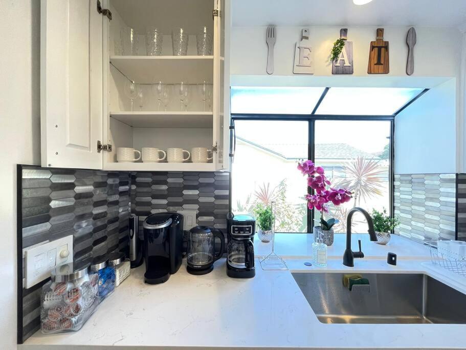 New Charming Spacious Disneyland Pool