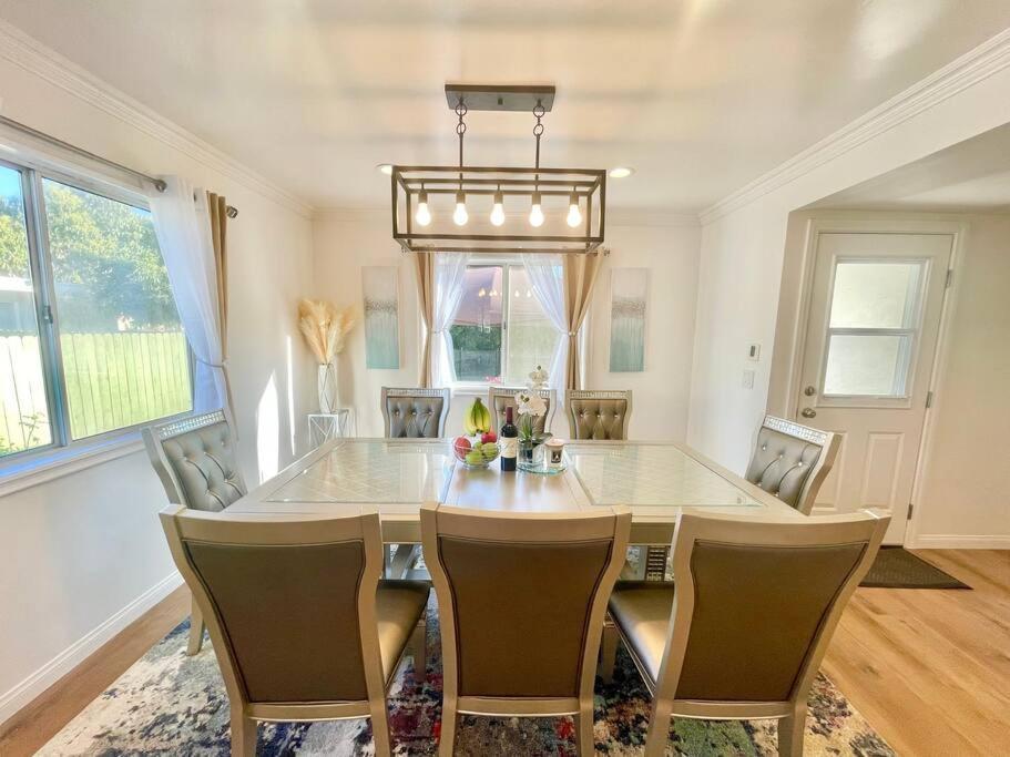 Holiday home New Charming Spacious Disneyland Pool *