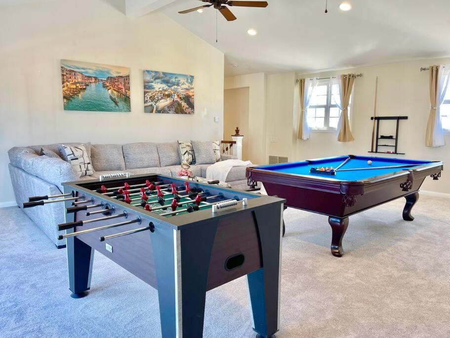 New Charming Spacious Disneyland Pool * Garden Grove