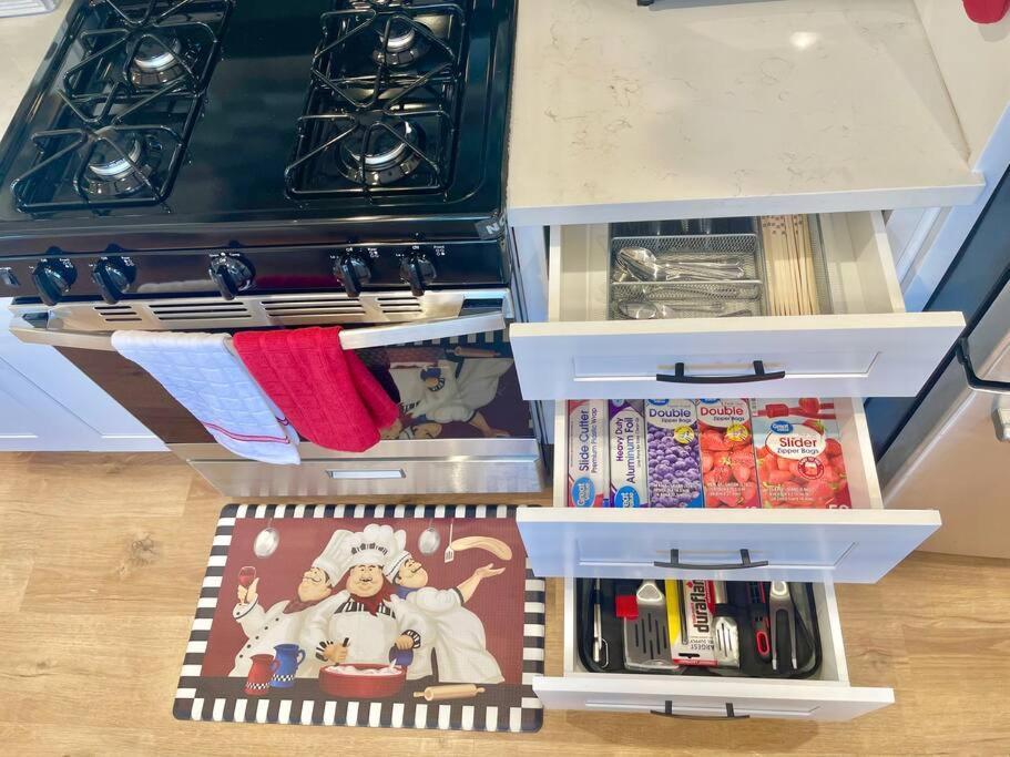 Holiday home New Charming Spacious Disneyland Pool *