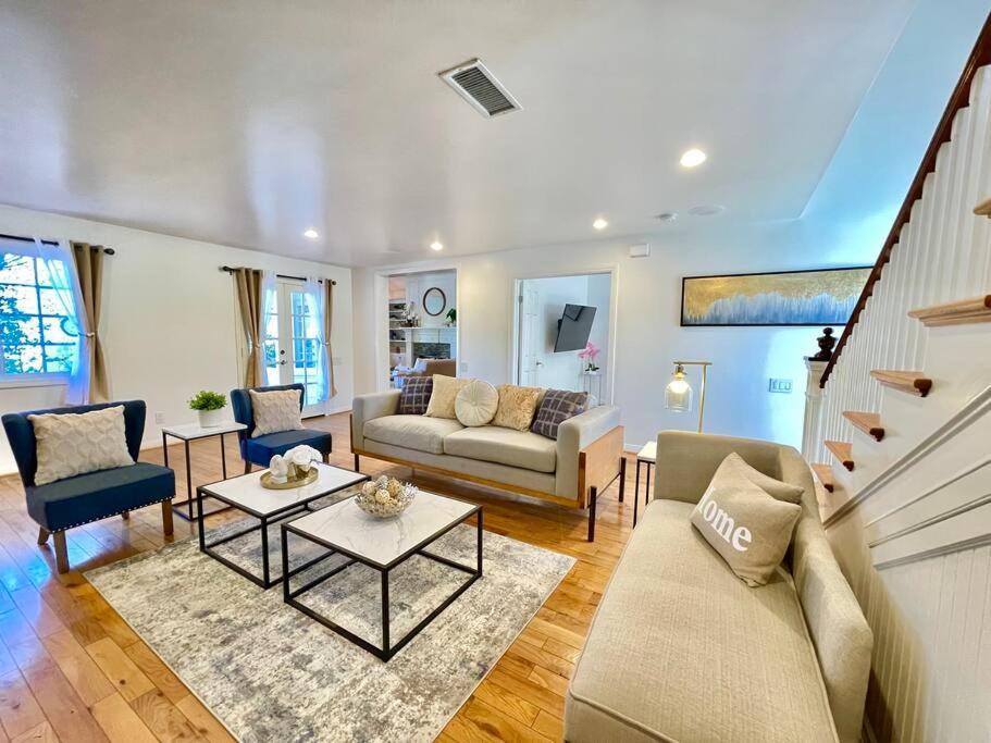 Holiday home New Charming Spacious Disneyland Pool