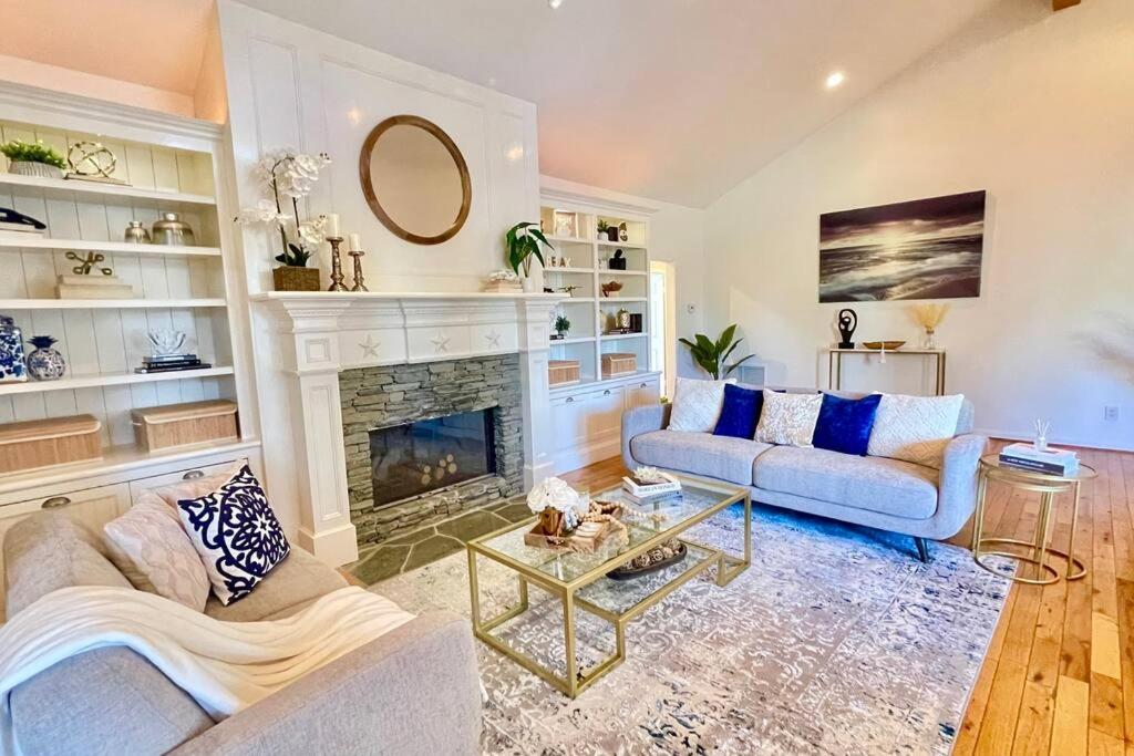 New Charming Spacious Disneyland Pool Holiday home *