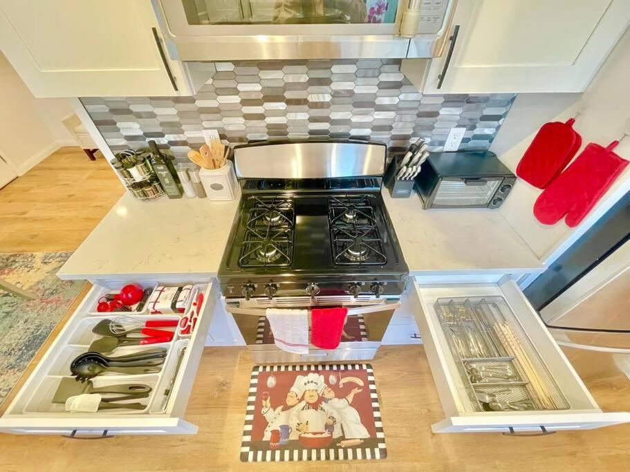 New Charming Spacious Disneyland Pool Garden Grove