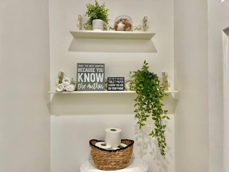 New Charming Spacious Disneyland Pool * Garden Grove