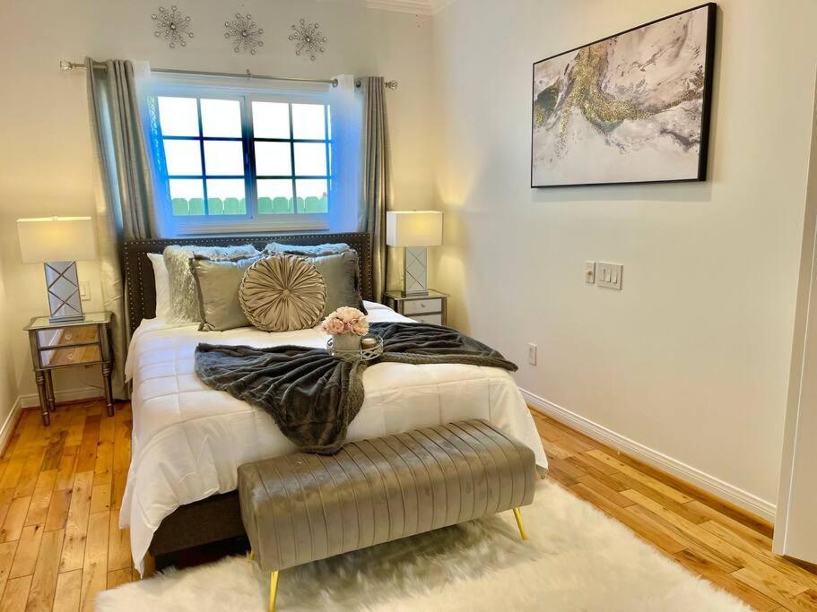 New Charming Spacious Disneyland Pool Holiday home *