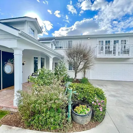 Holiday home New Charming Spacious Disneyland Pool Garden Grove